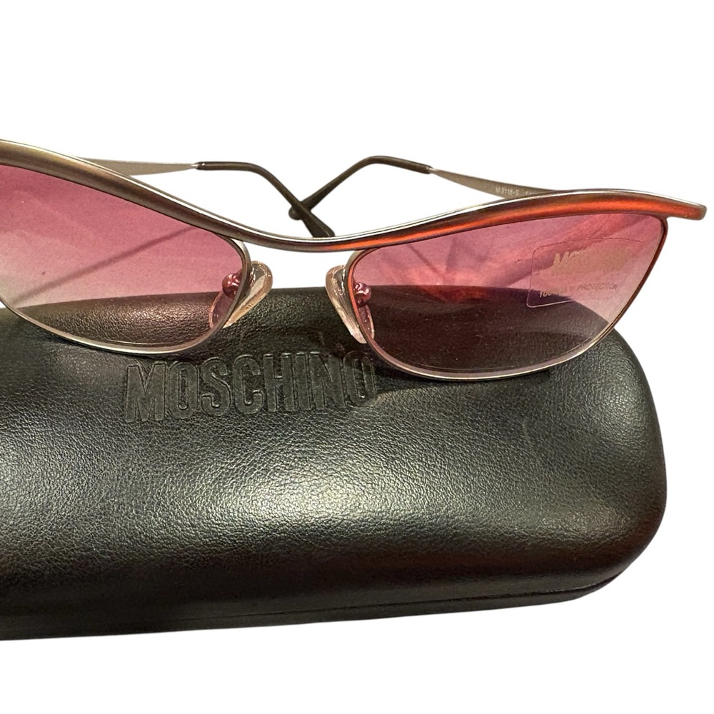 Authentic Moschino Rose-Tinted Cat-Eye Sunglasses
